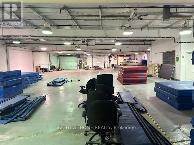 3 - 256 HUGHES ROAD Image 7