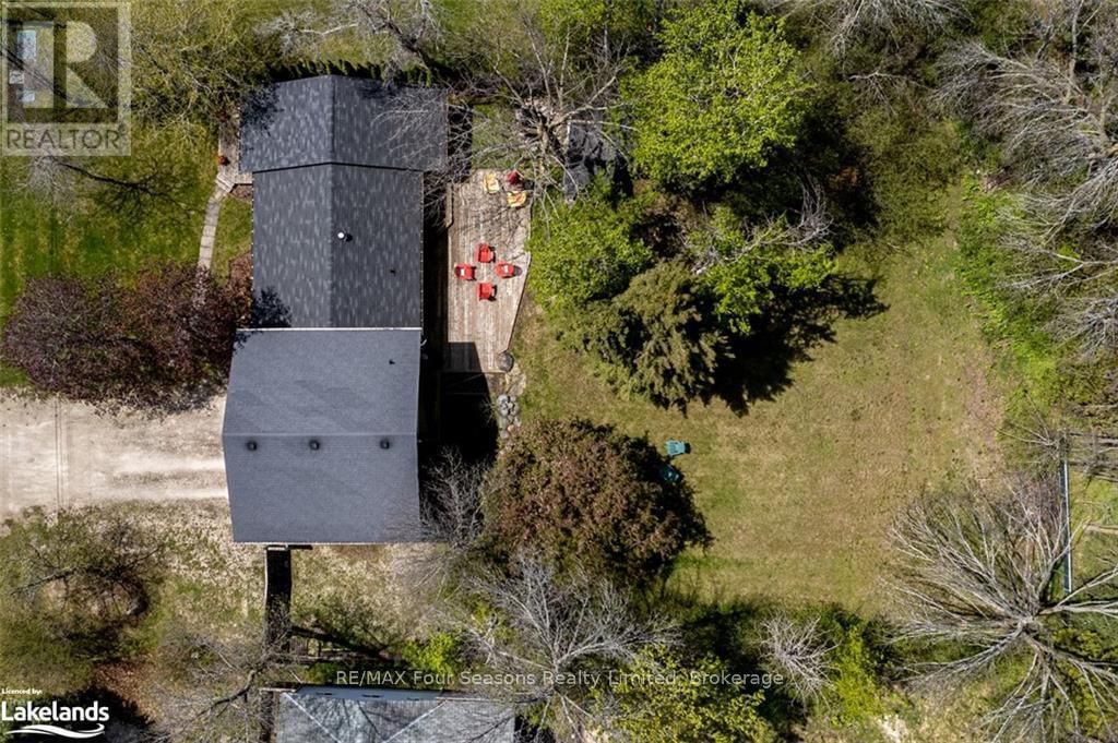 13 BELCHER STREET Image 49