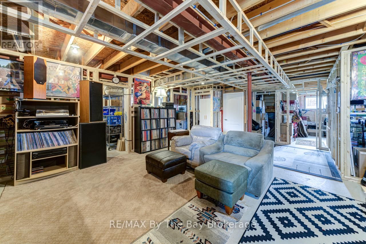 9 GEORGE AVENUE Image 23