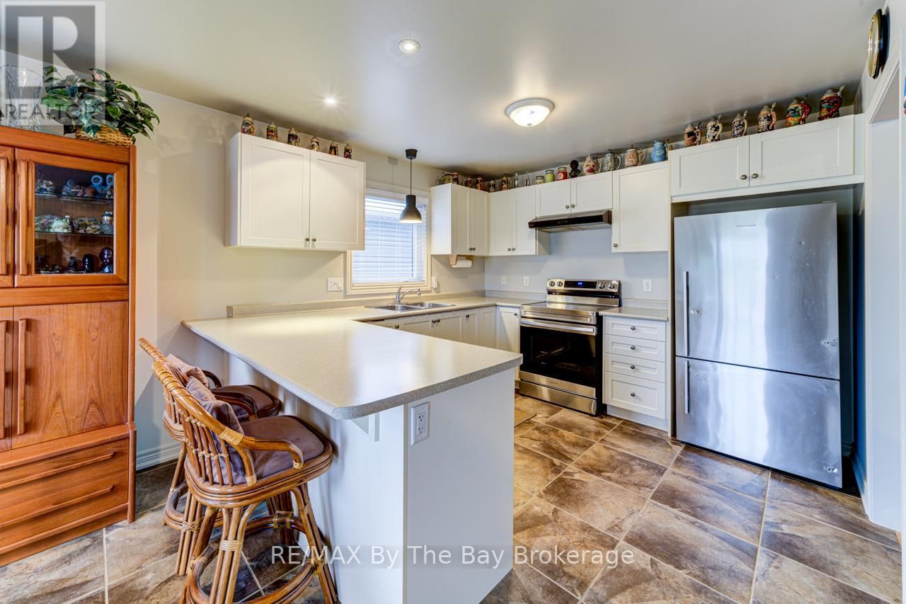 9 GEORGE AVENUE Image 7