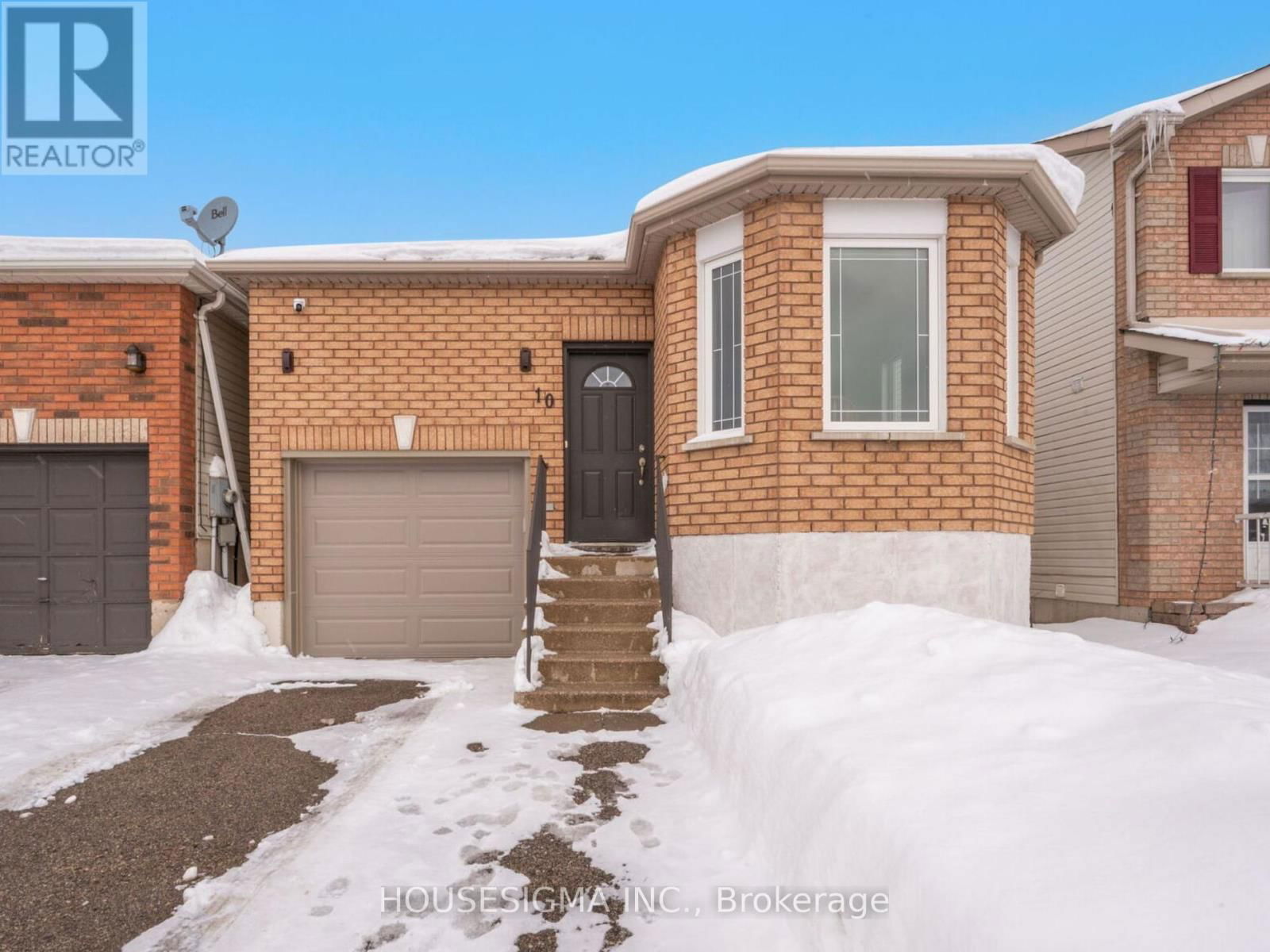 10 WILLOW DRIVE Image 1