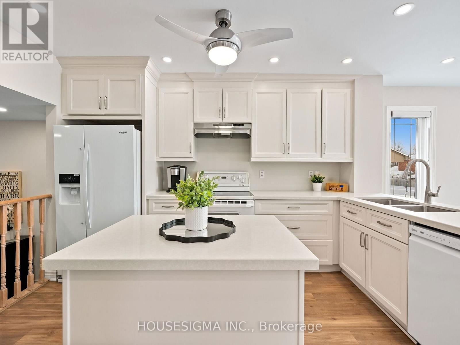 10 WILLOW DRIVE Image 3