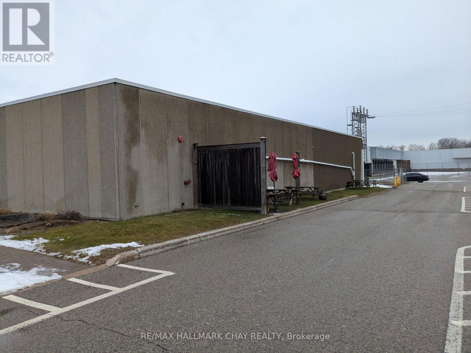 H - 279 BAYVIEW DRIVE Image 11