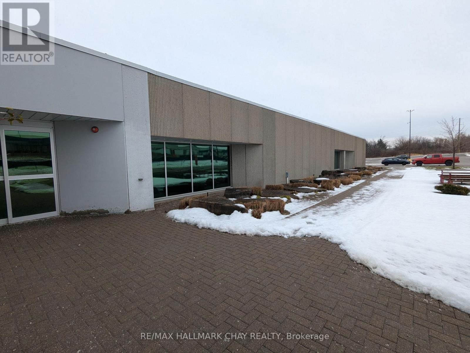 H - 279 BAYVIEW DRIVE Image 14