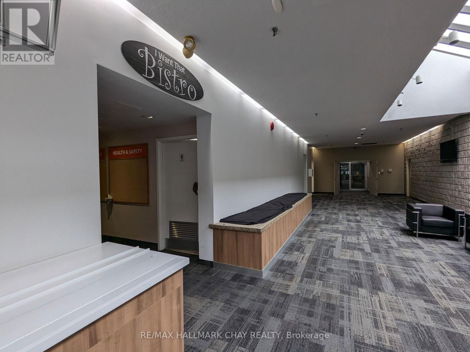 H - 279 BAYVIEW DRIVE Image 23