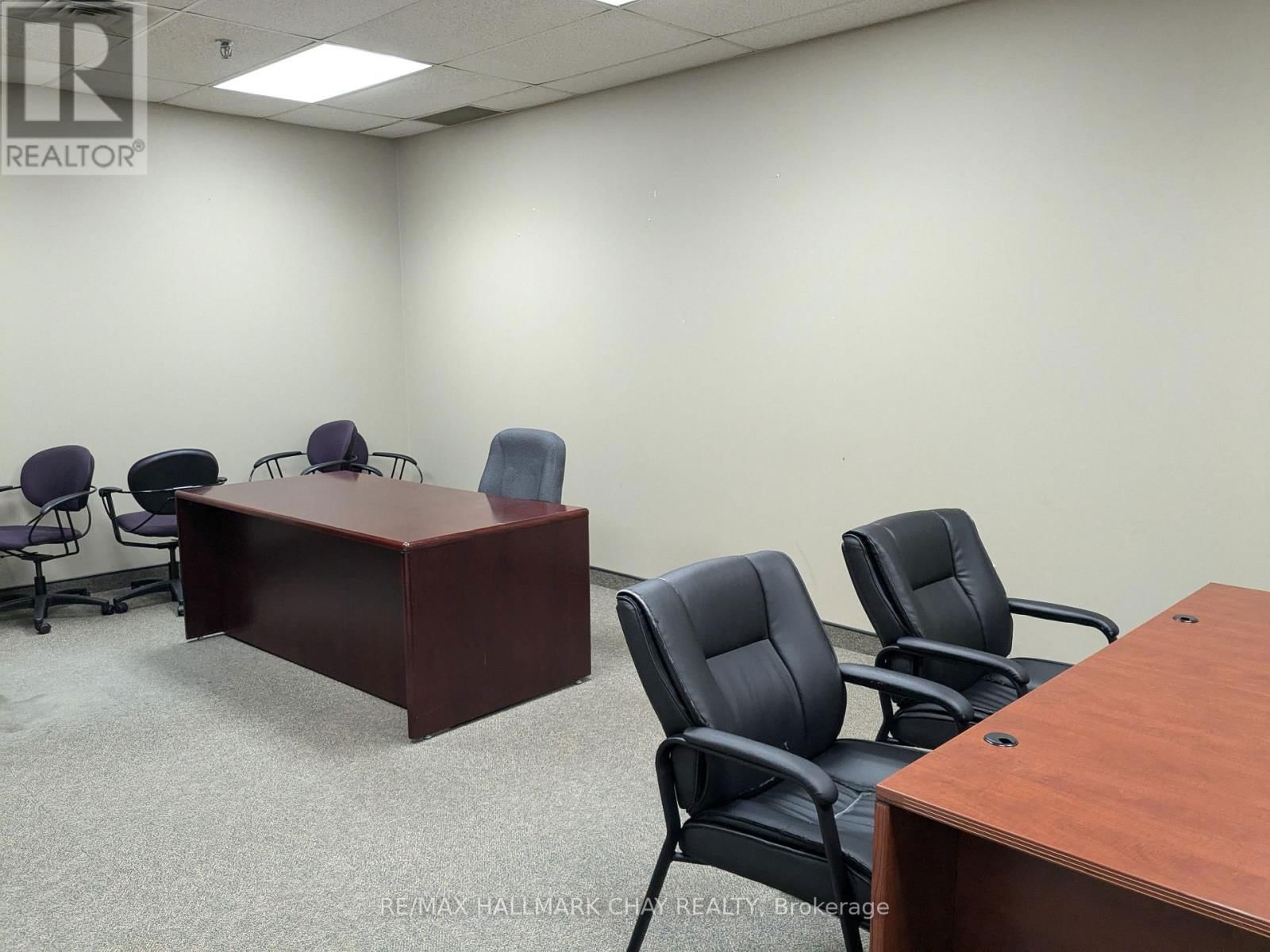 H - 279 BAYVIEW DRIVE Image 38