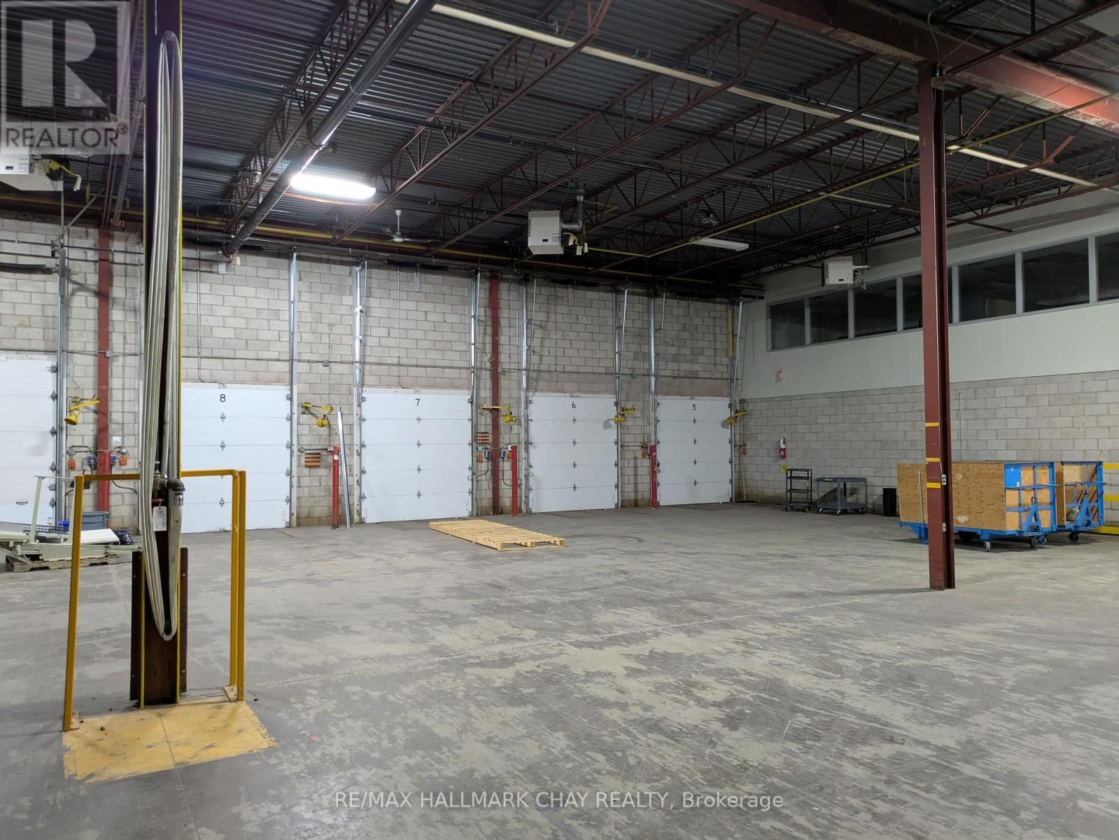 A - 279 BAYVIEW DRIVE Image 8