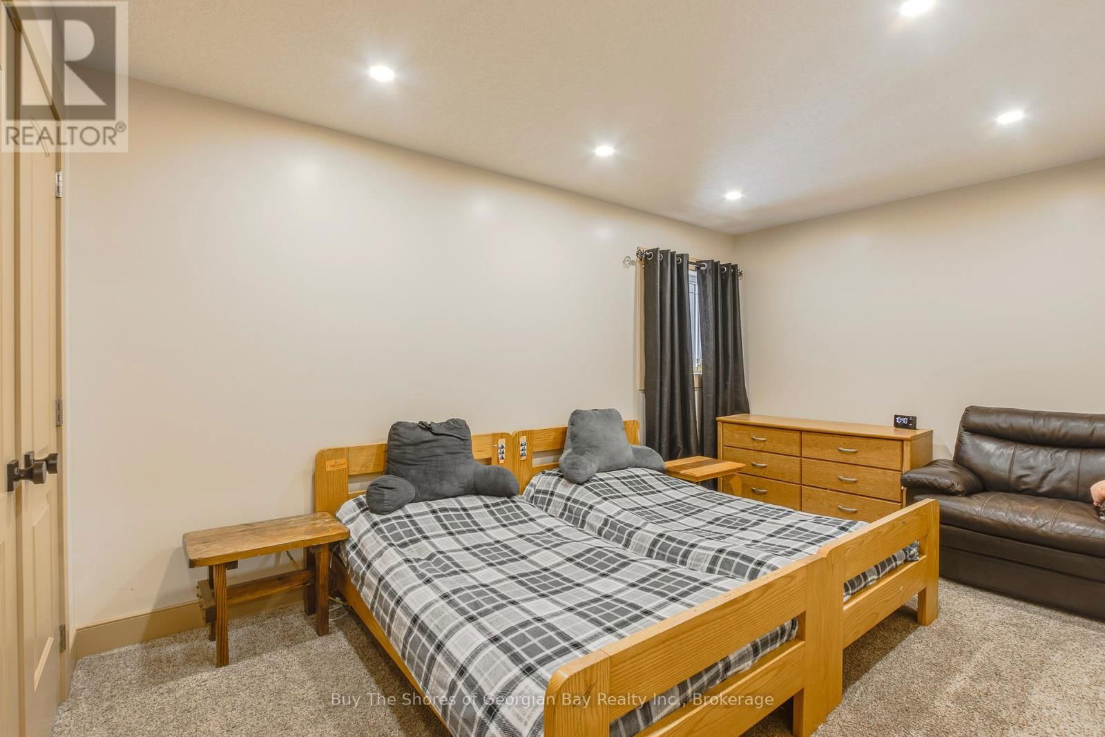 399 DAWSON'S SIDEROAD Image 14