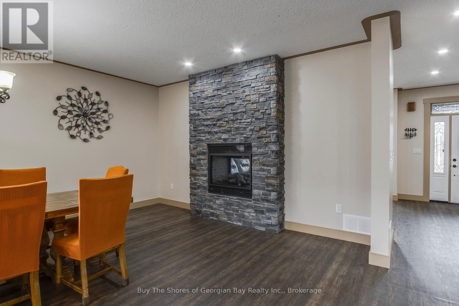 399 DAWSON'S SIDEROAD Image 5