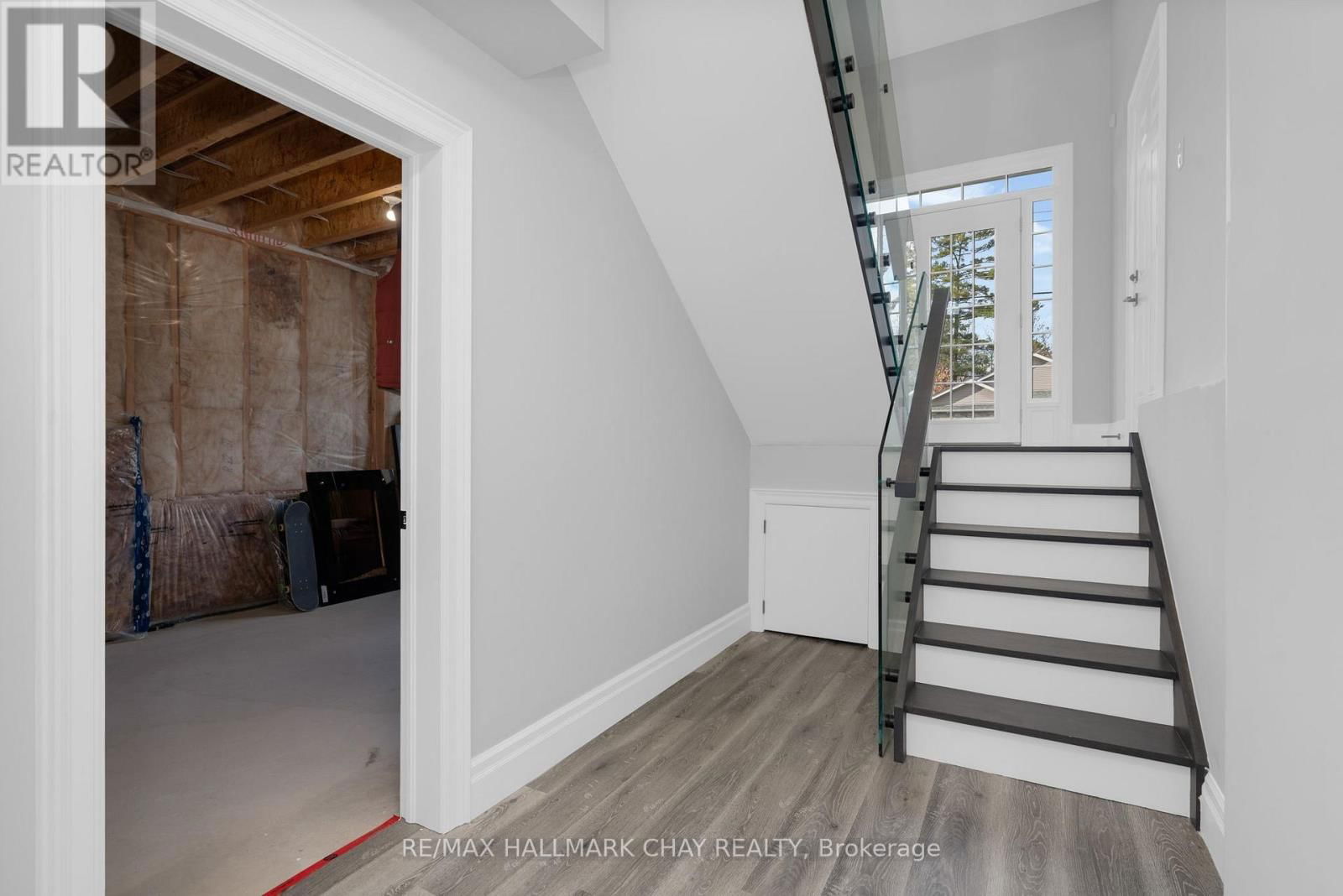 471 MOSLEY STREET Image 21