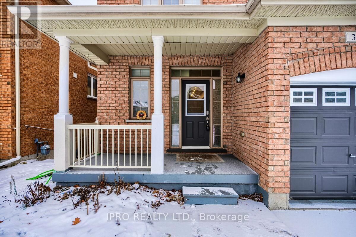36 FORSYTH CRESCENT Image 3