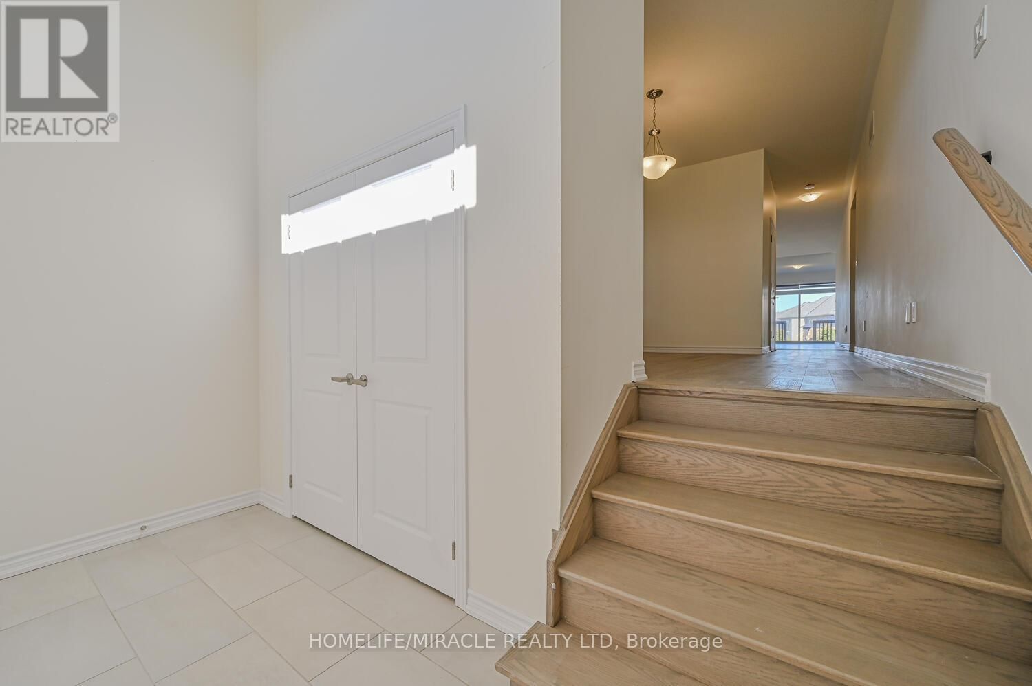 8 BEATRICE DRIVE Image 7