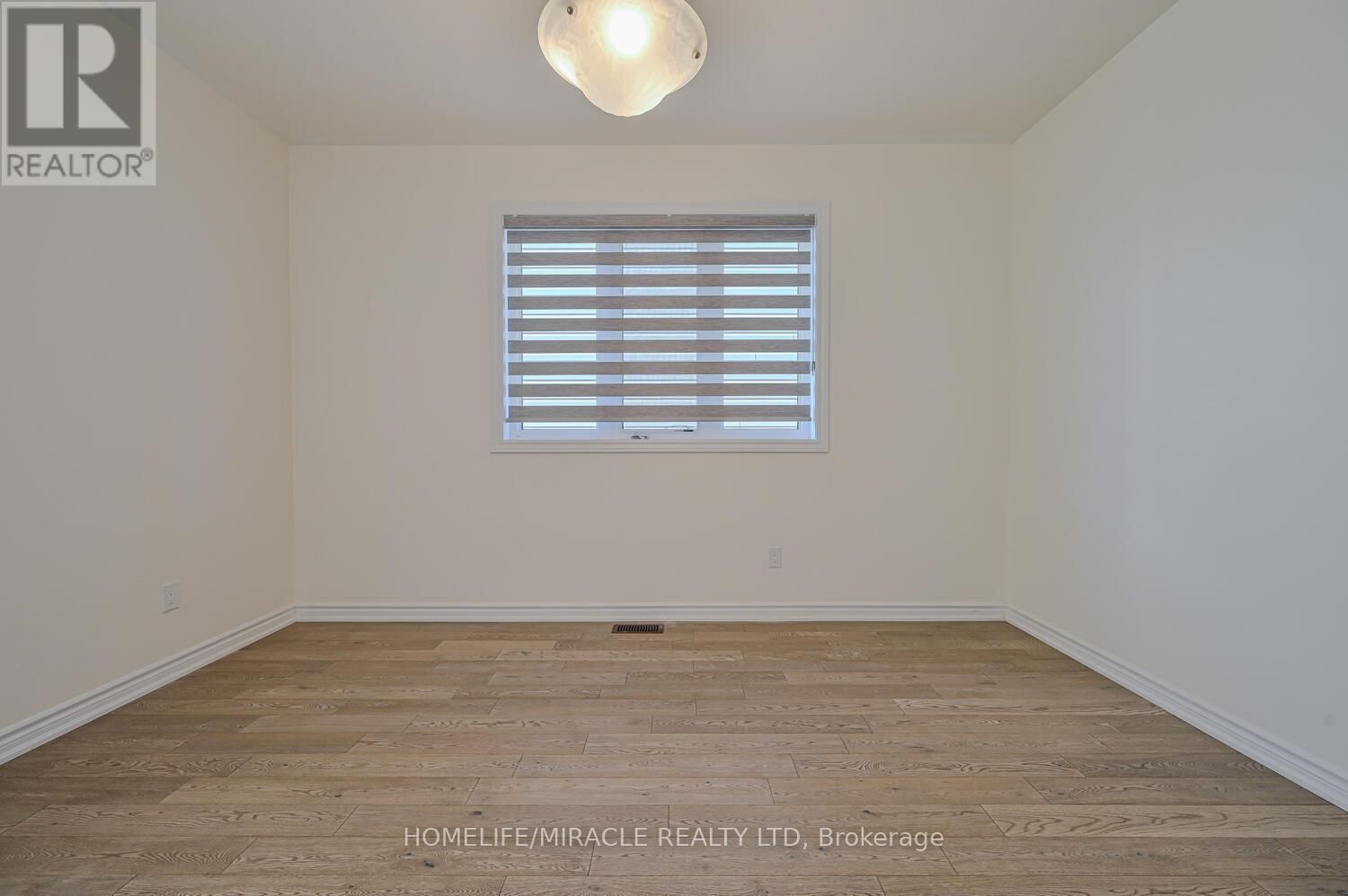 8 BEATRICE DRIVE Image 8