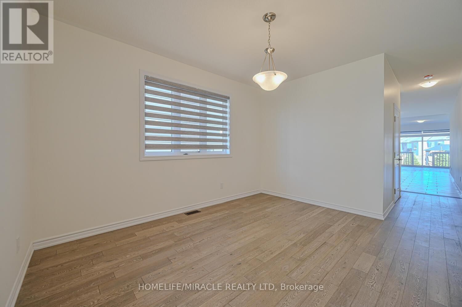8 BEATRICE DRIVE Image 9