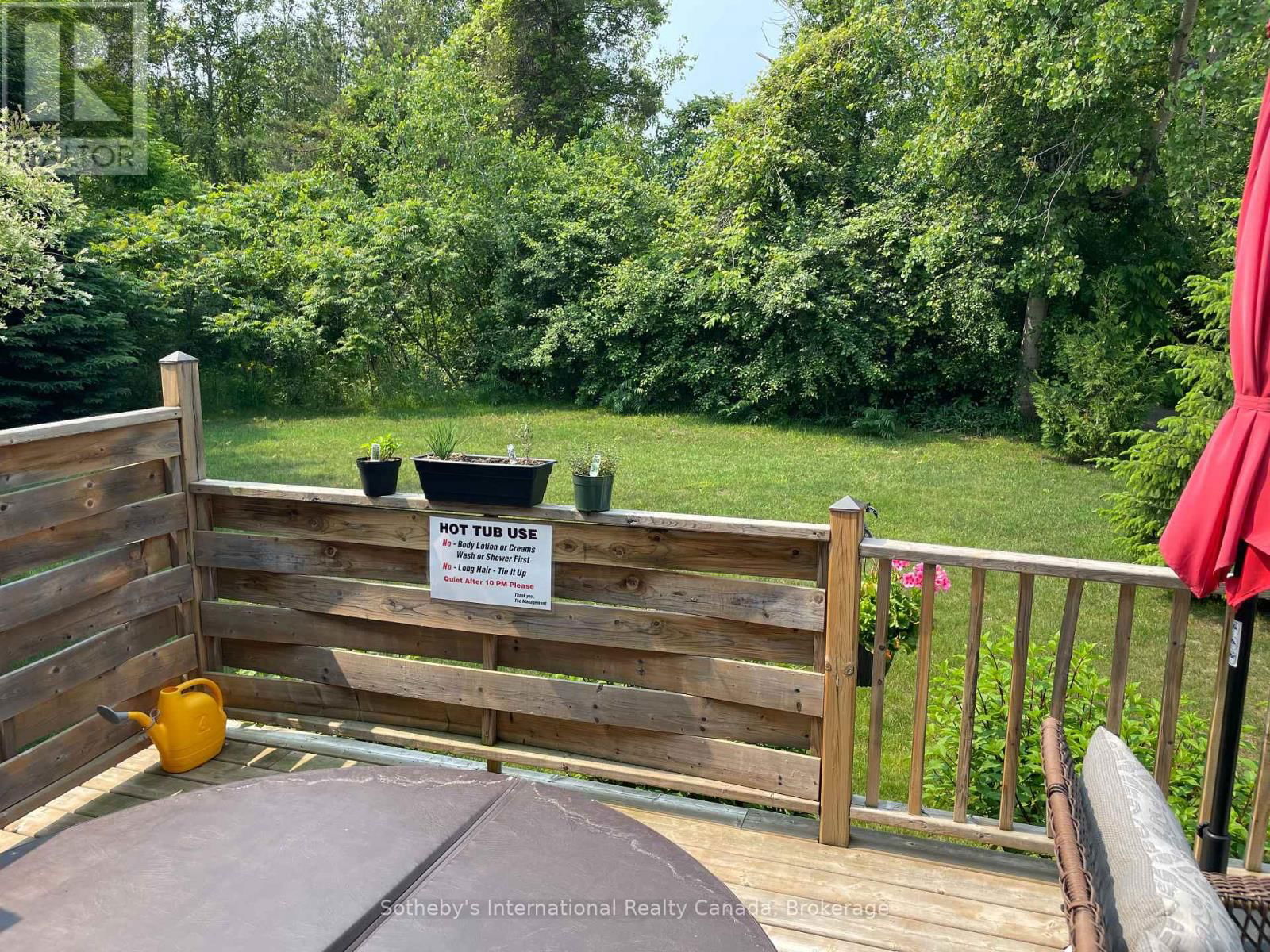 4 GREEN BRIAR DRIVE Image 26