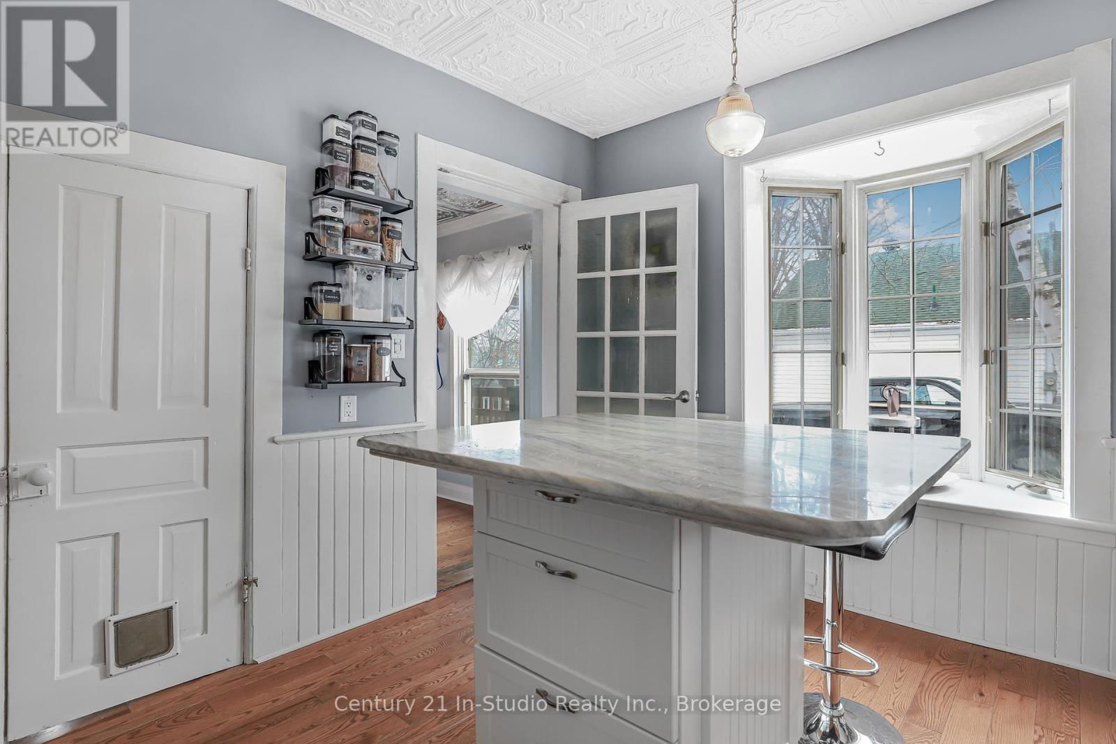 356 THIRD STREET Image 4