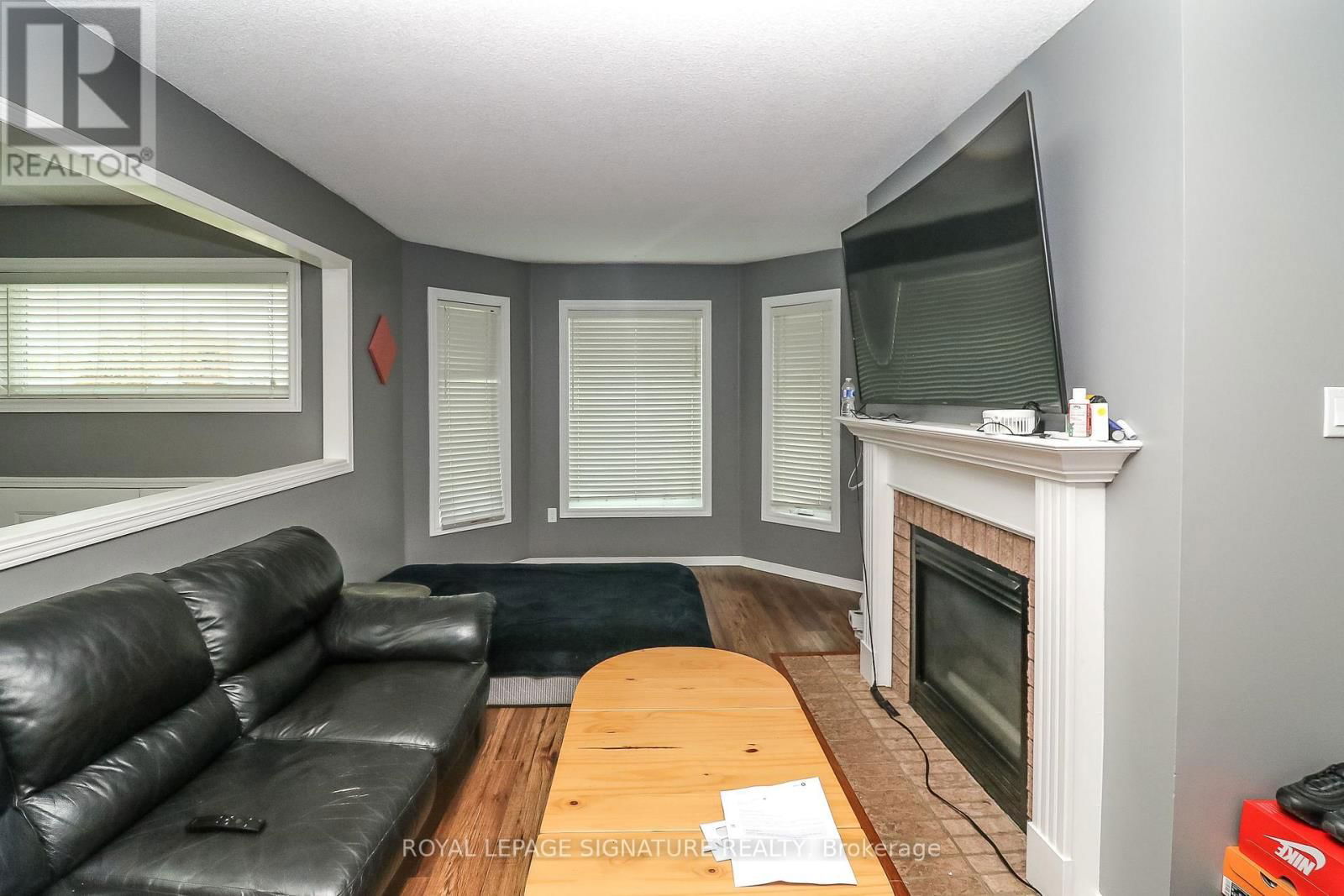 47 ACORN CRESCENT Image 4