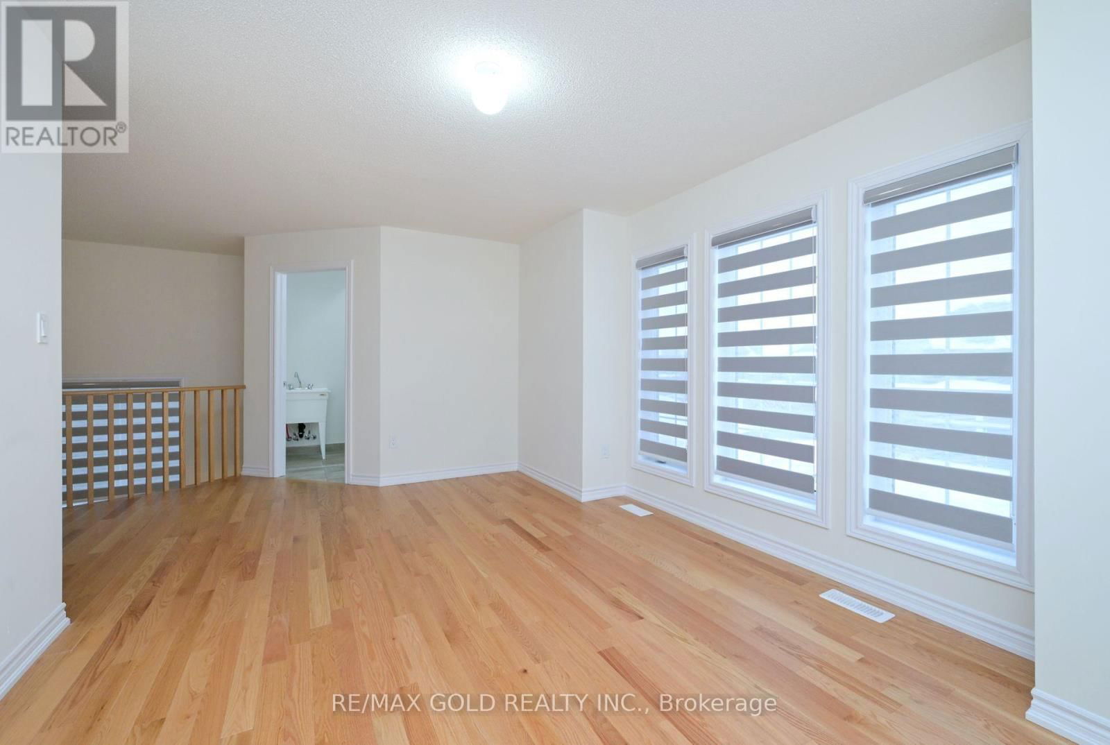 6 LUDLOW DRIVE Image 14