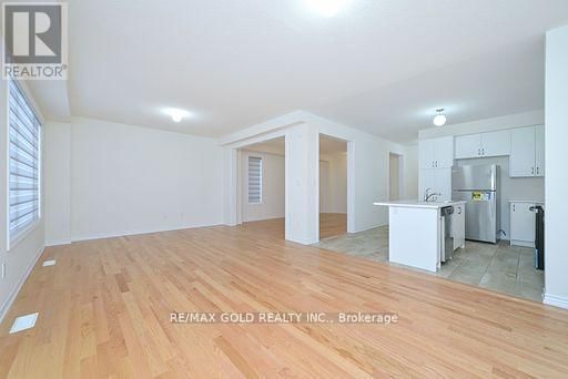 6 LUDLOW DRIVE Image 5