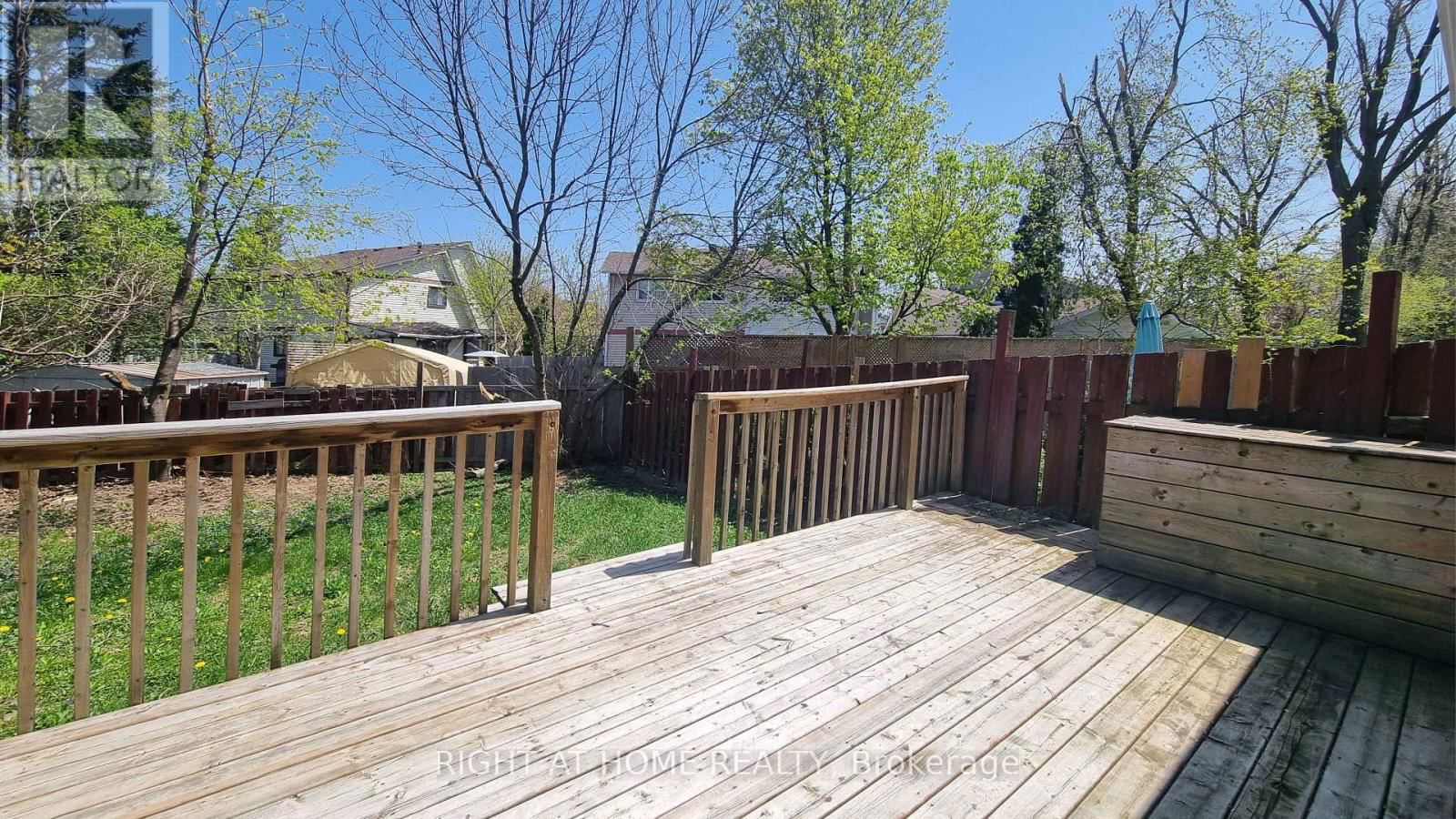 88 KIPLING PLACE Image 16