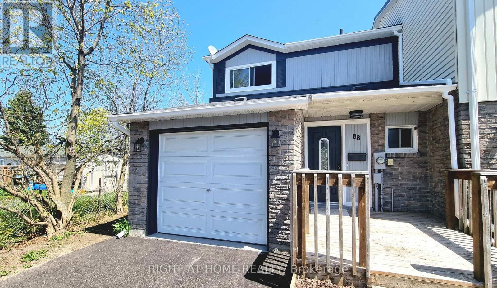 88 KIPLING PLACE Image 18