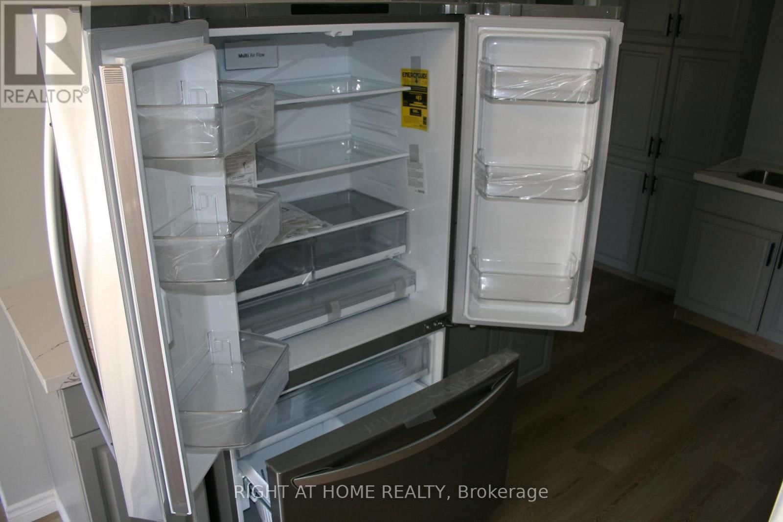 88 KIPLING PLACE Image 26