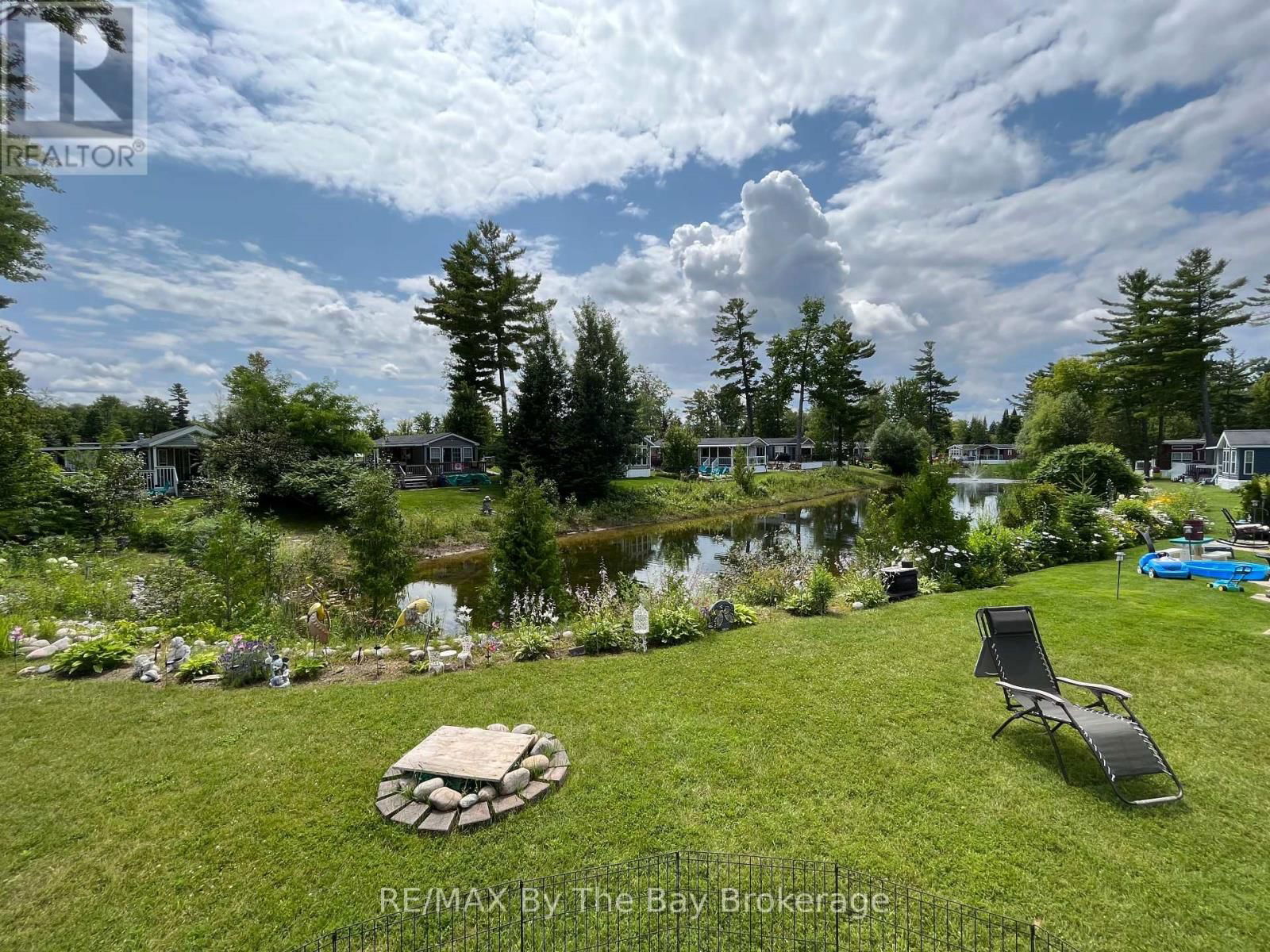 15 KENORA TRAIL Image 16