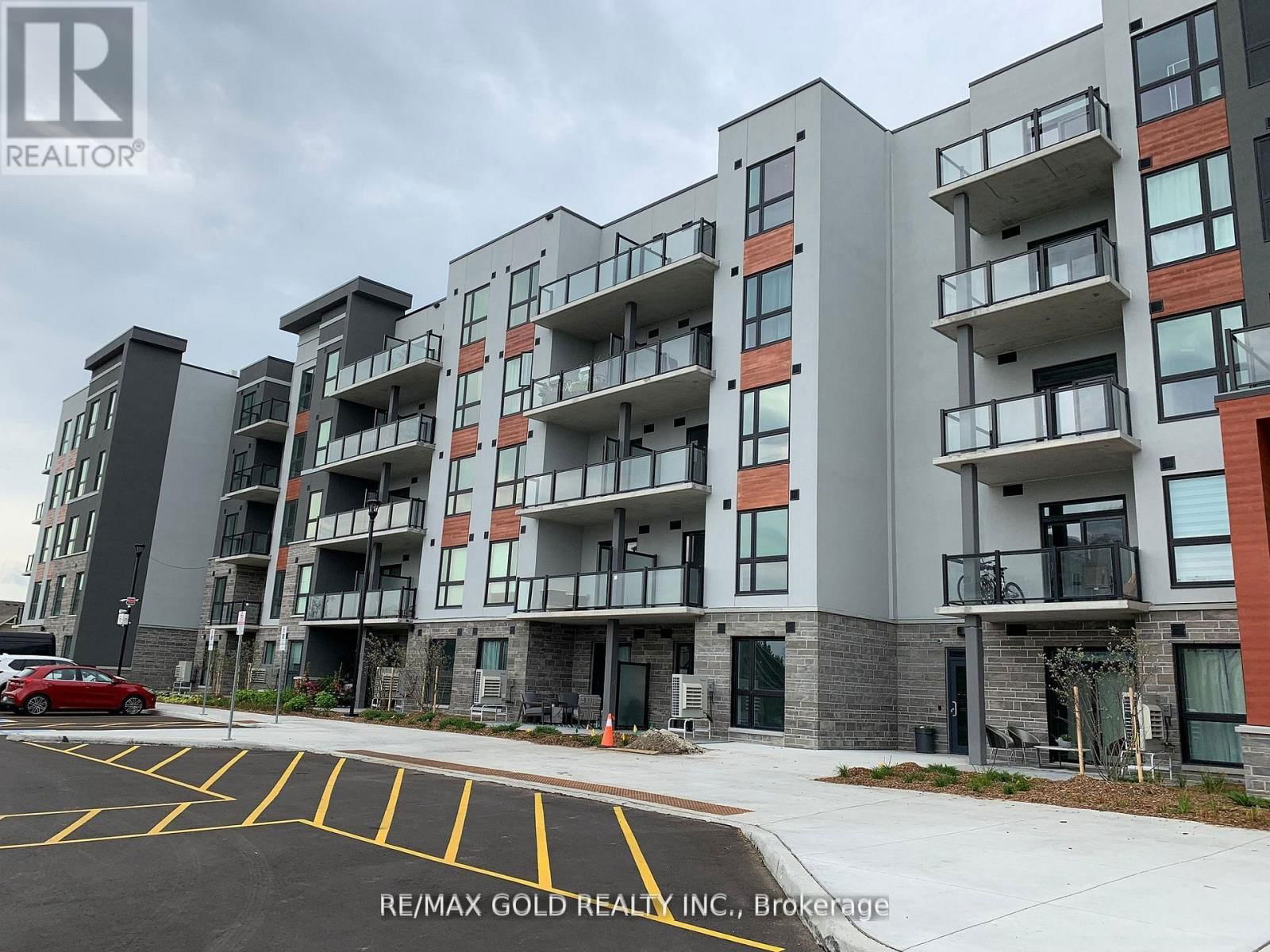 424 - 4 KIMBERLY LANE Image 1