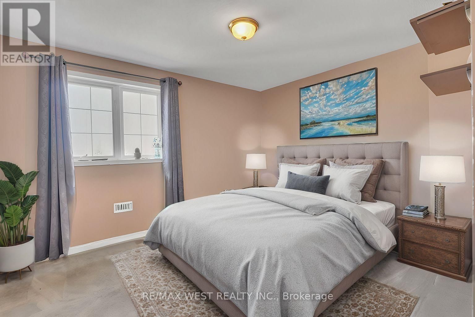15 SEYMOUR CRESCENT Image 5