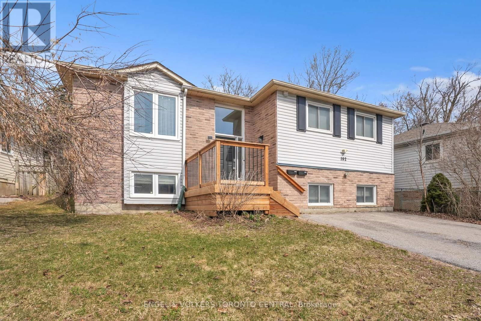 192 EDGEHILL DRIVE Image 1