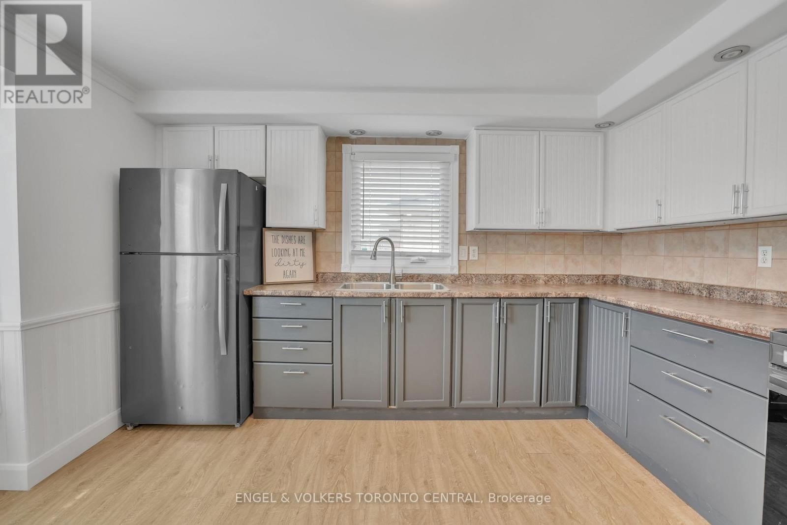 192 EDGEHILL DRIVE Image 26