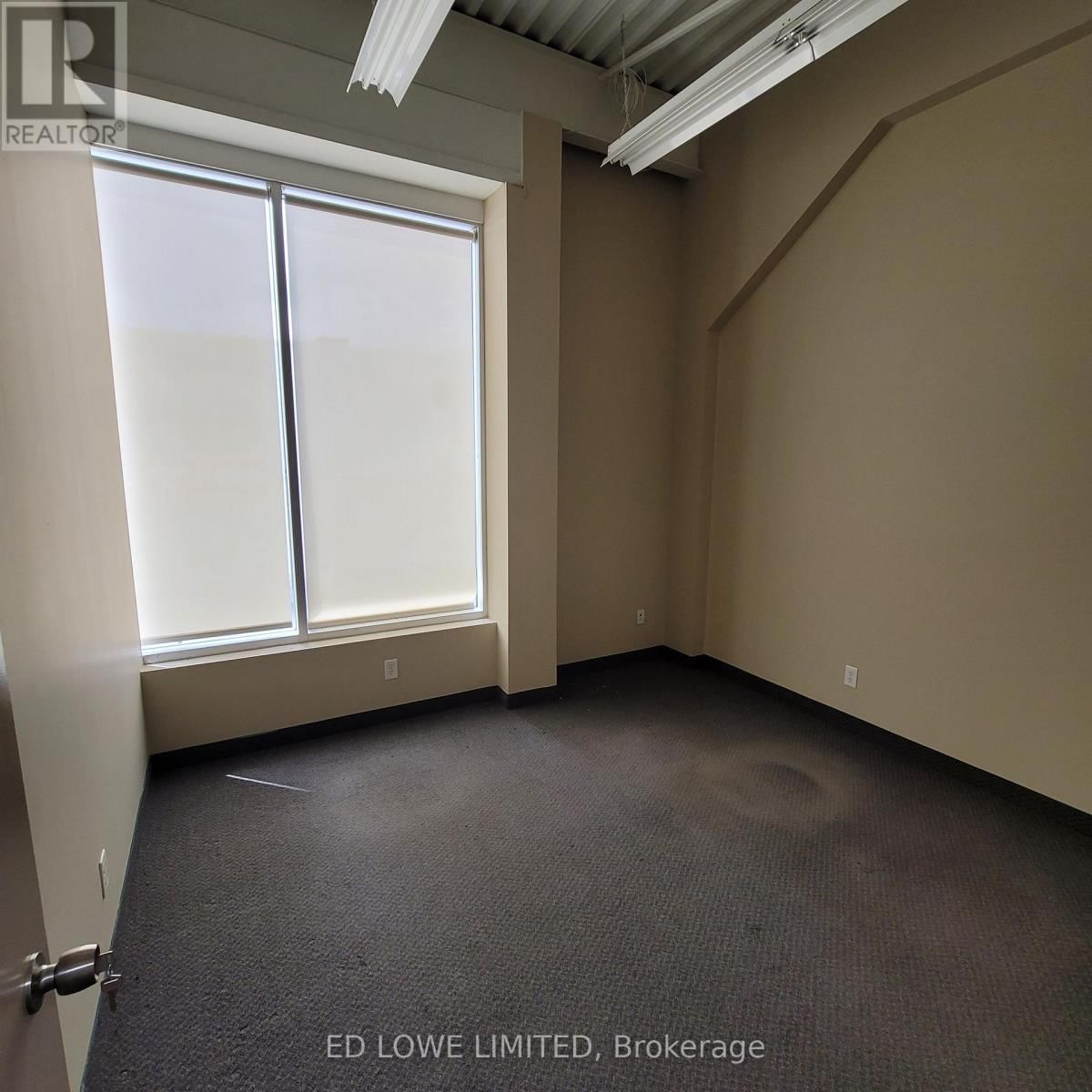 2A & 2B - 121 COMMERCE PARK DRIVE Image 4