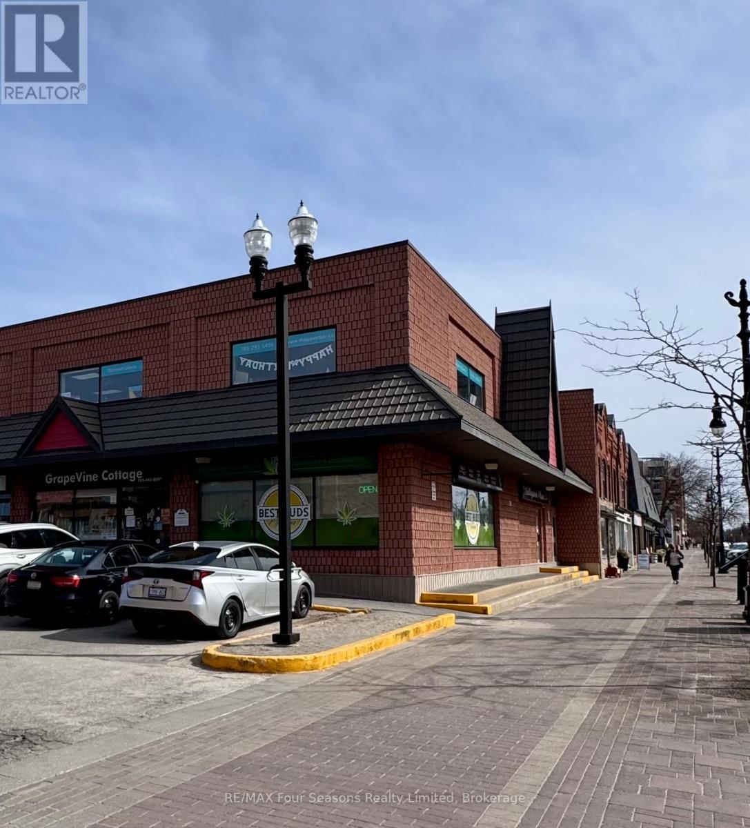 7 - 191 HURONTARIO STREET Image 1