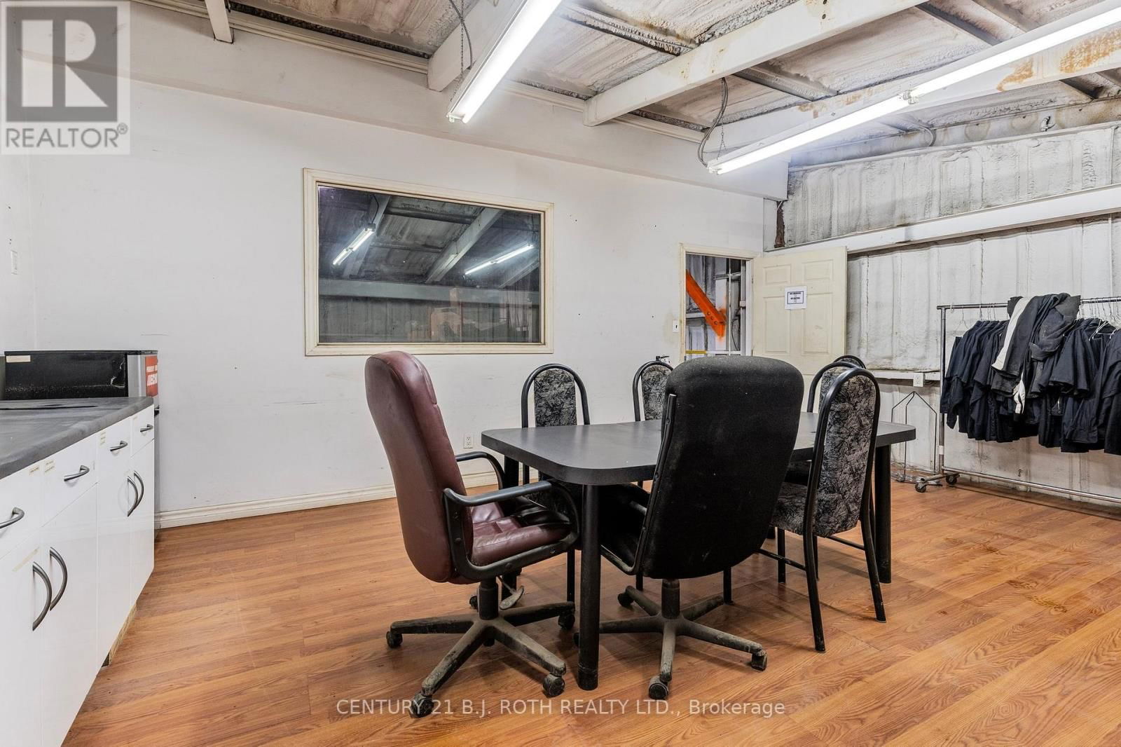 9 FERNDALE DRIVE NORTH Image 35