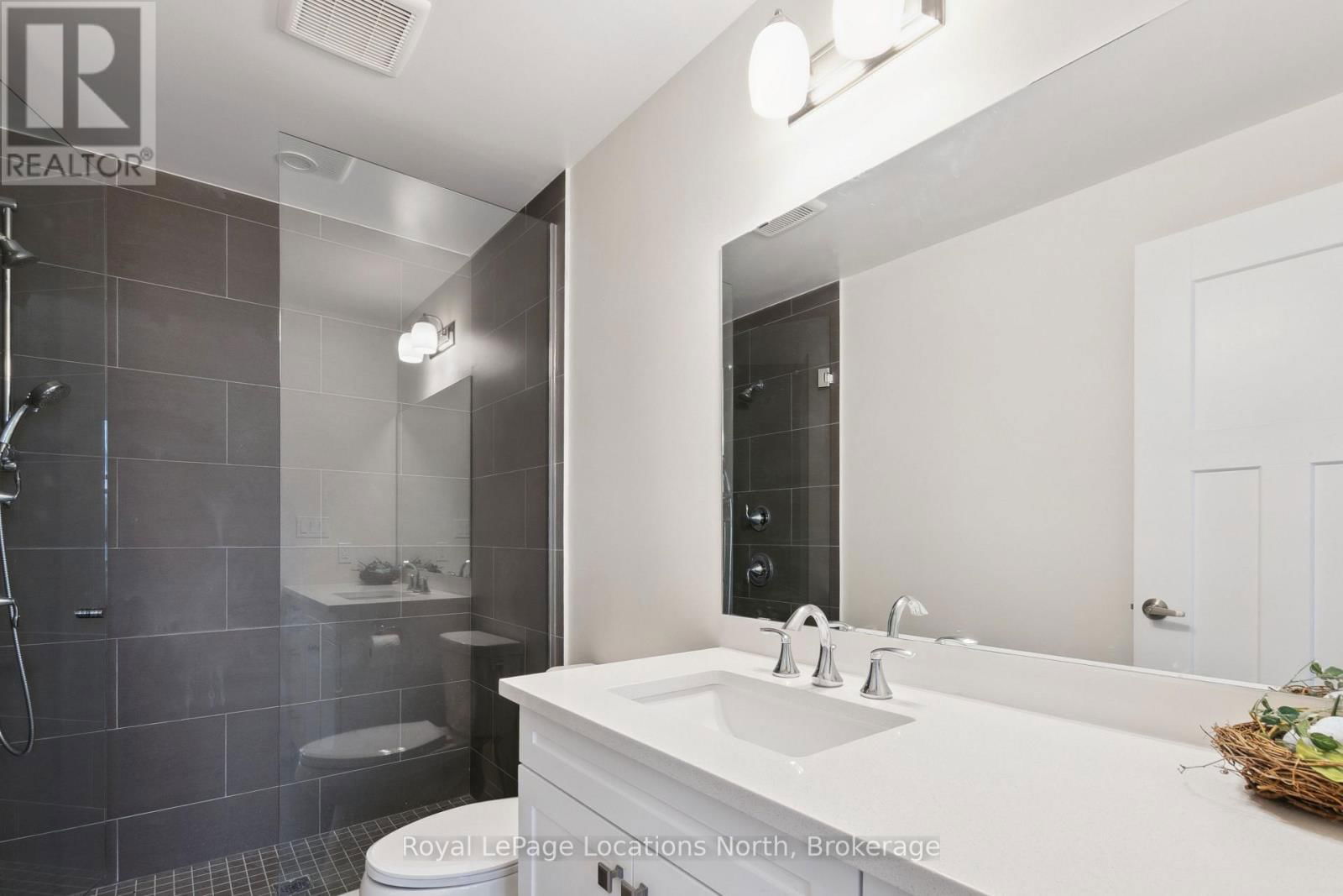 39 JULIA CRESCENT Image 14