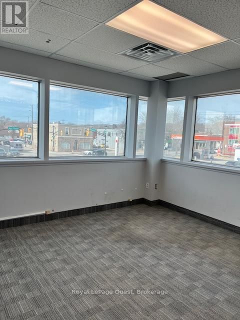 202-203 - 17 COLBORNE STREET EAST Image 12
