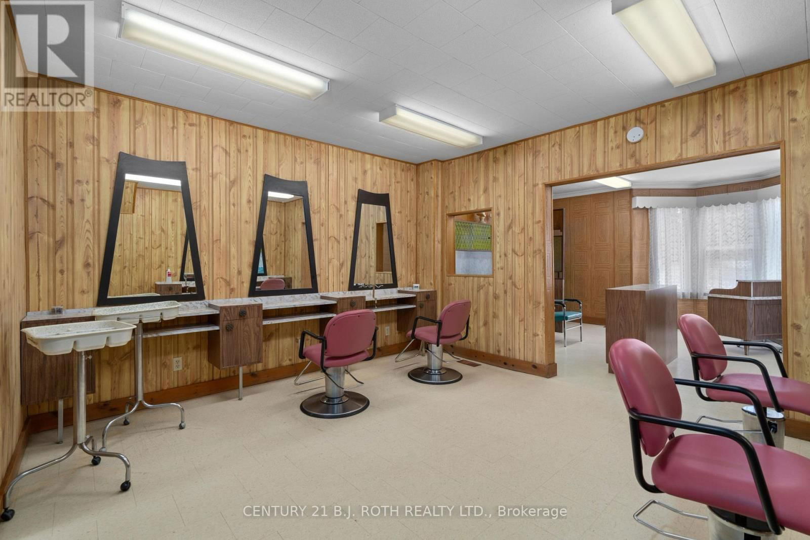 57 NOTTAWASAGA STREET Image 11