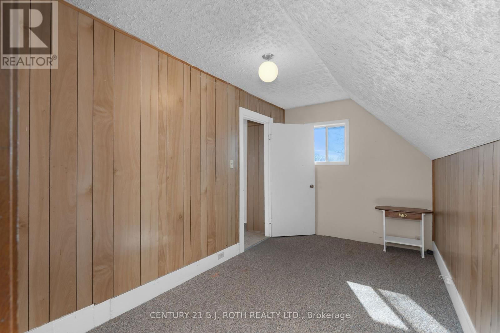 57 NOTTAWASAGA STREET Image 28