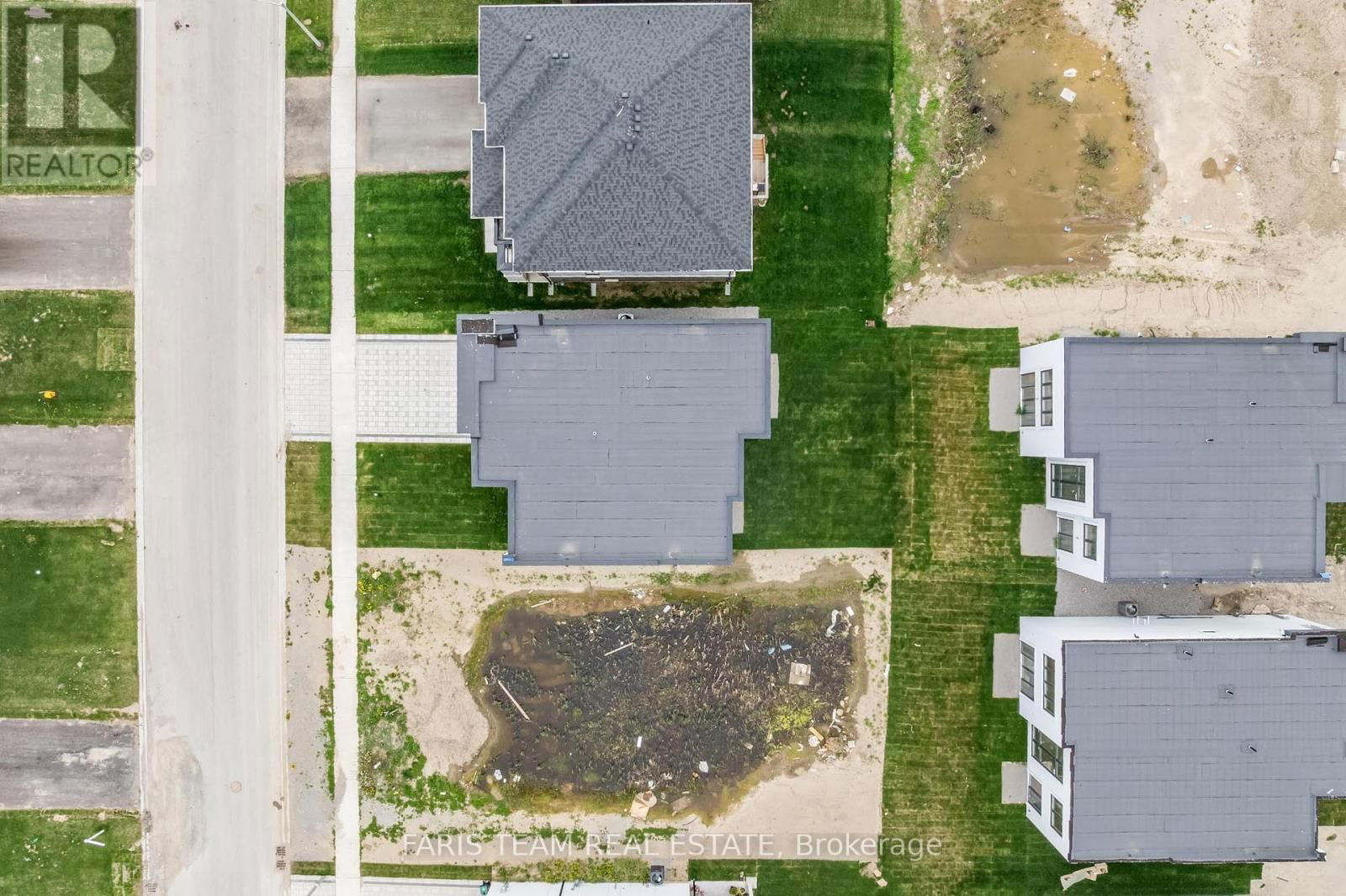3775 SUNBANK CRESCENT Image 39