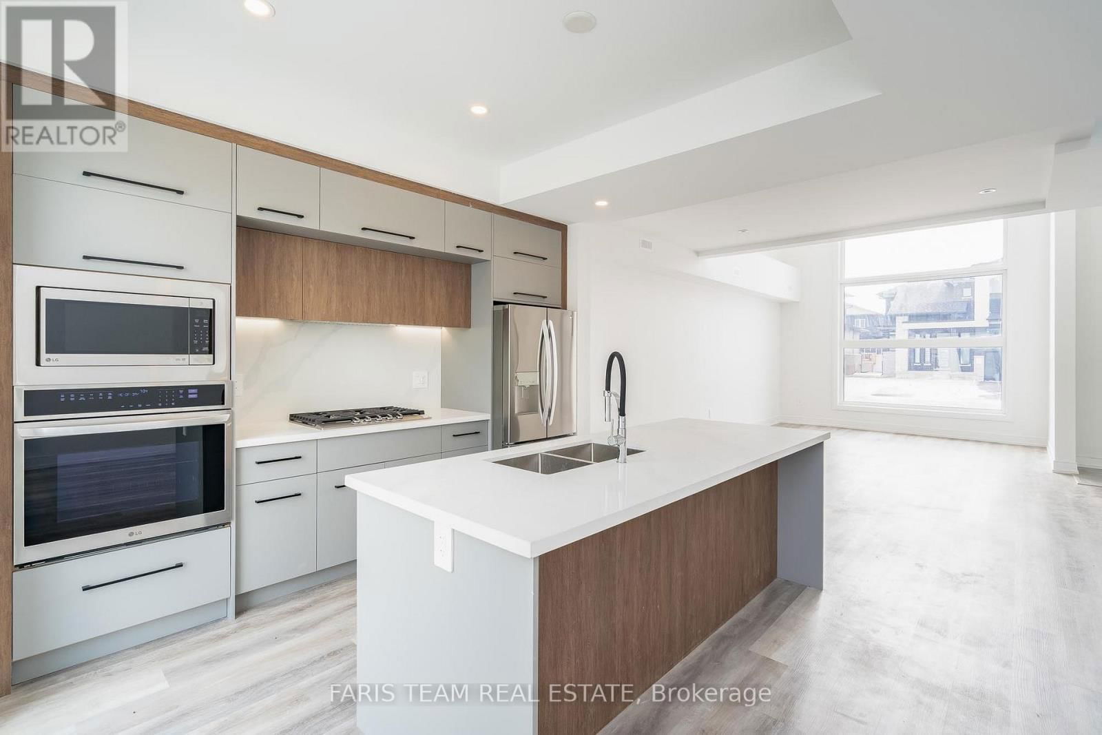 3775 SUNBANK CRESCENT Image 5