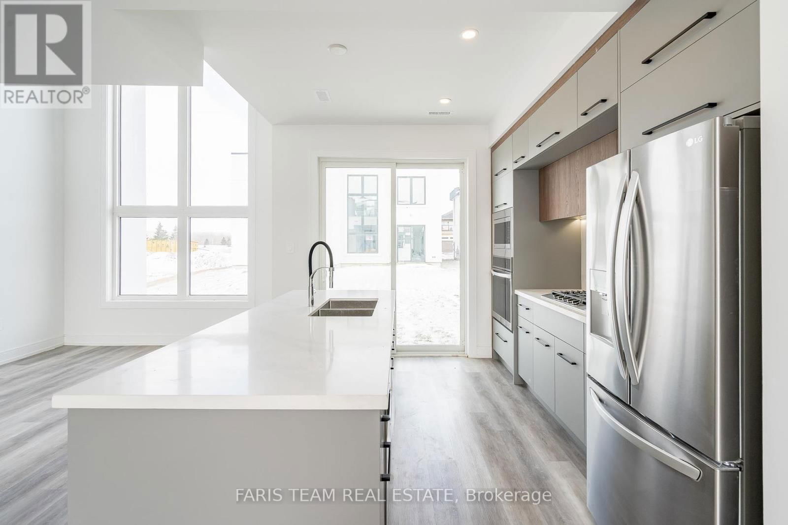 3775 SUNBANK CRESCENT Image 6