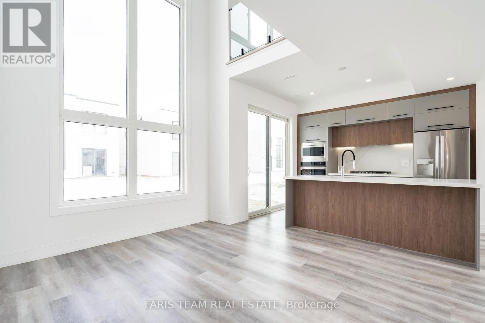 3775 SUNBANK CRESCENT Image 8