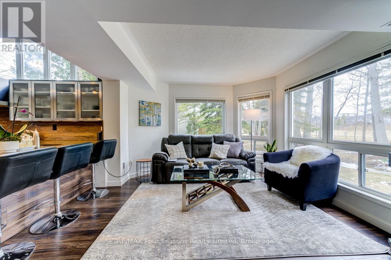 29 - 29 BARKER BOULEVARD Image 17