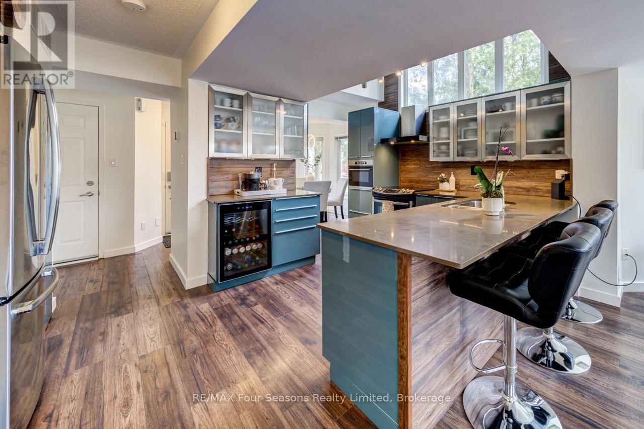 29 - 29 BARKER BOULEVARD Image 9