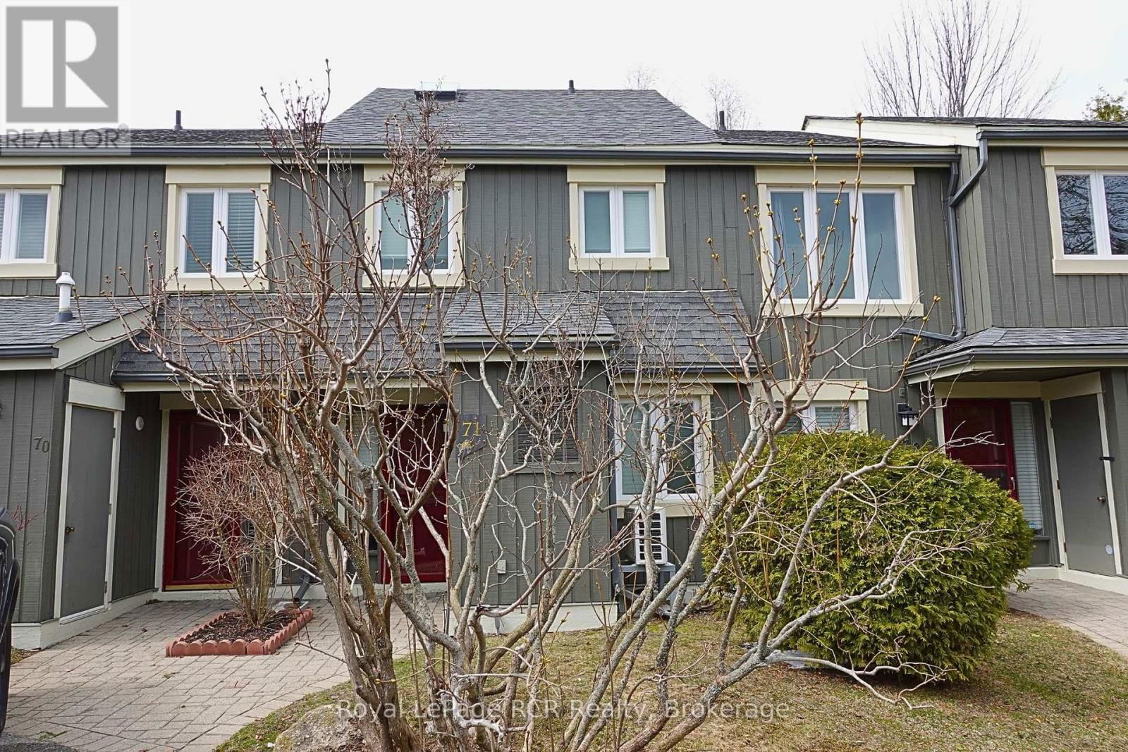 71 - 149 FAIRWAY CRESCENT Image 1