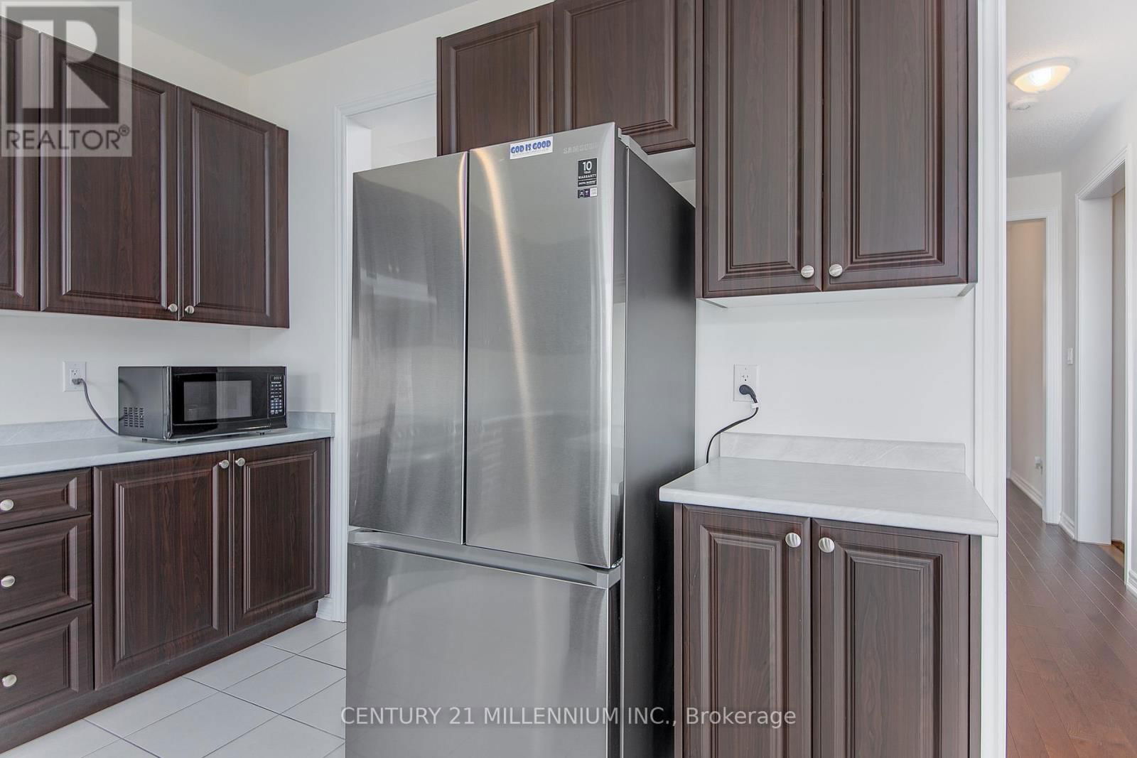 79 RUGMAN CRESCENT Image 16