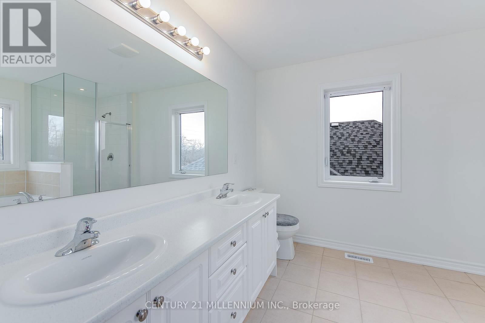 79 RUGMAN CRESCENT Image 30