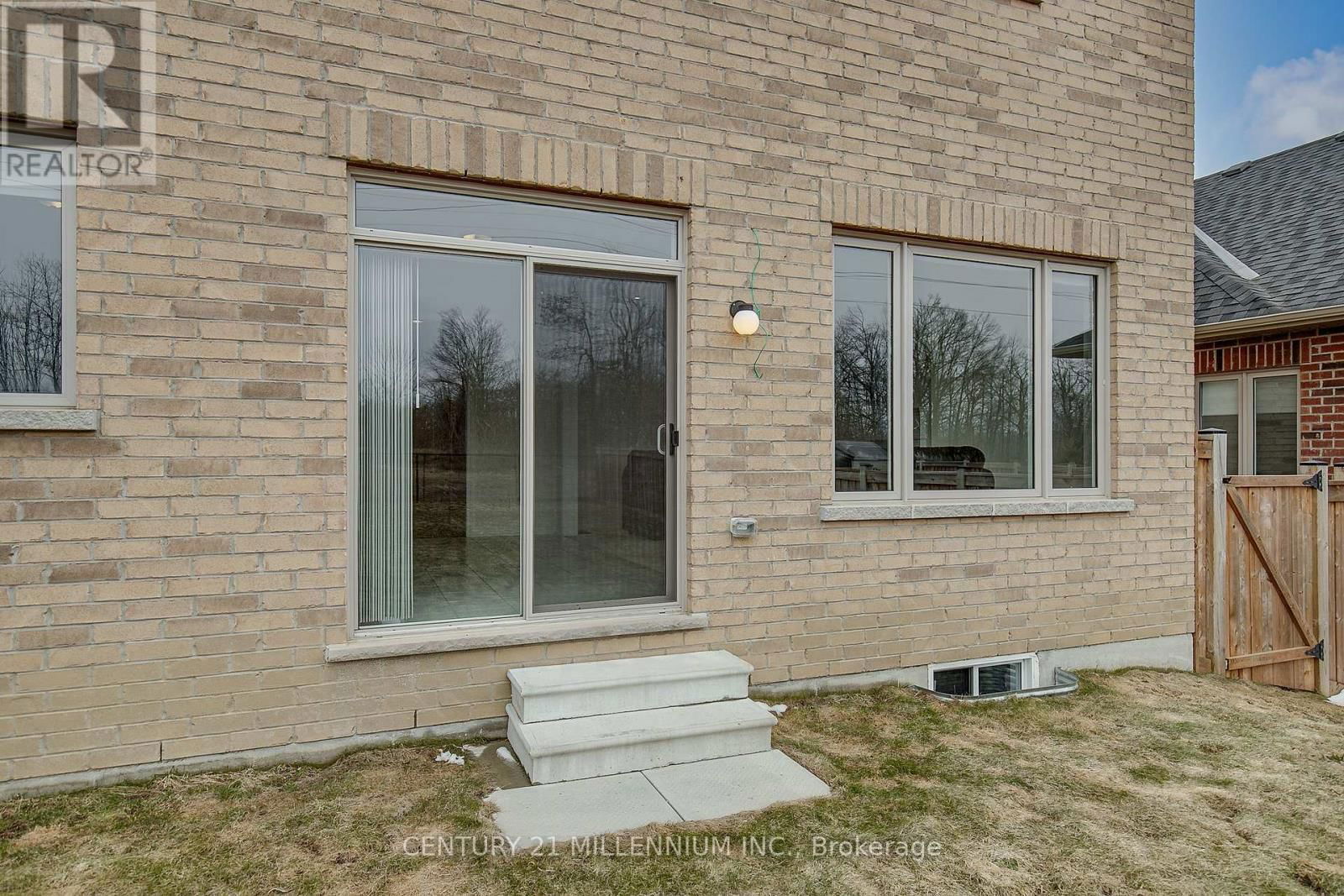 79 RUGMAN CRESCENT Image 48