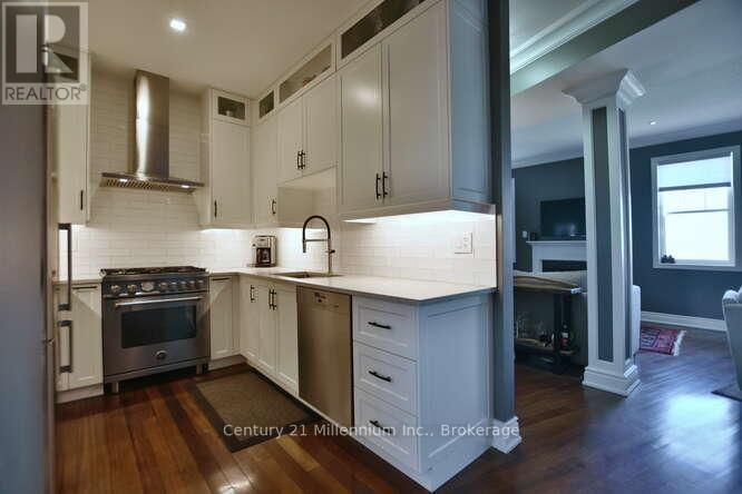 10 BOARDWALK AVENUE Image 16
