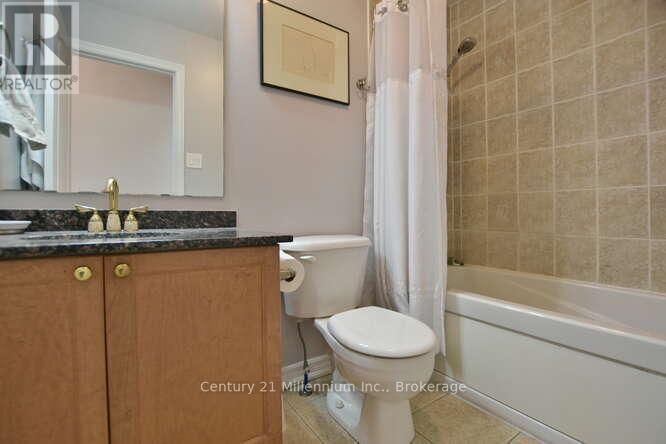 10 BOARDWALK AVENUE Image 27